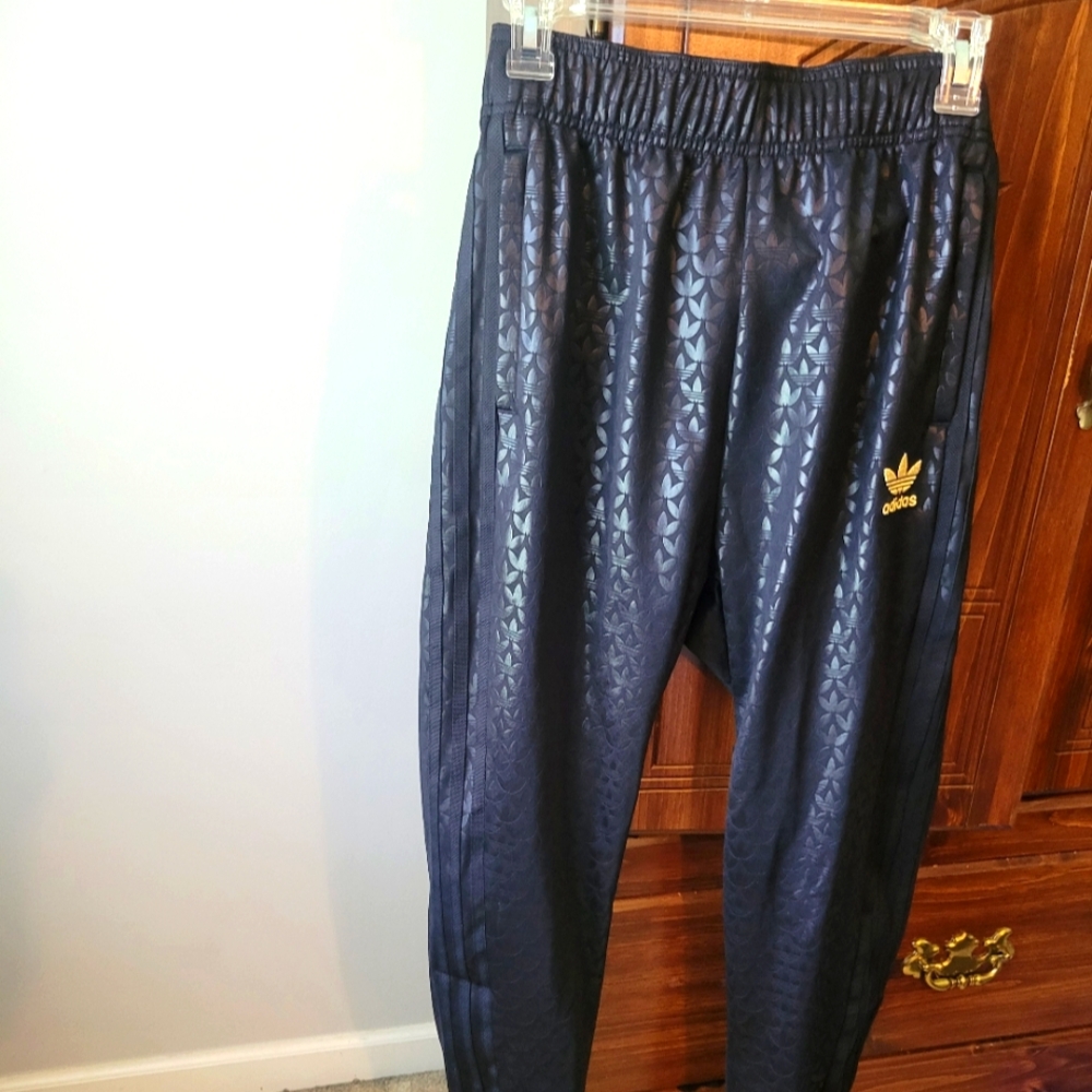 Adidas joggers